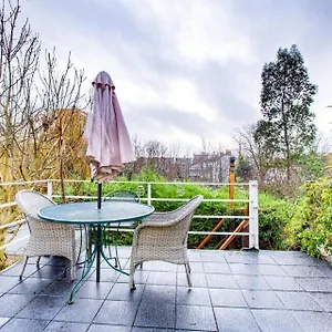 Entire With Private Parking And Balcony Apartment Southend-on-Sea