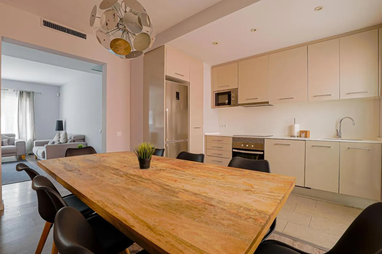 Alcam Stadium Les Corts Apartment Barcelona